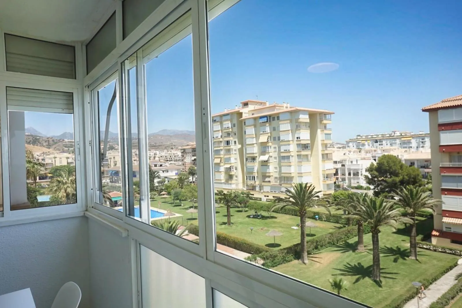 Coqueto En Primera Linea Torrox Costa Con Piscina Apartment