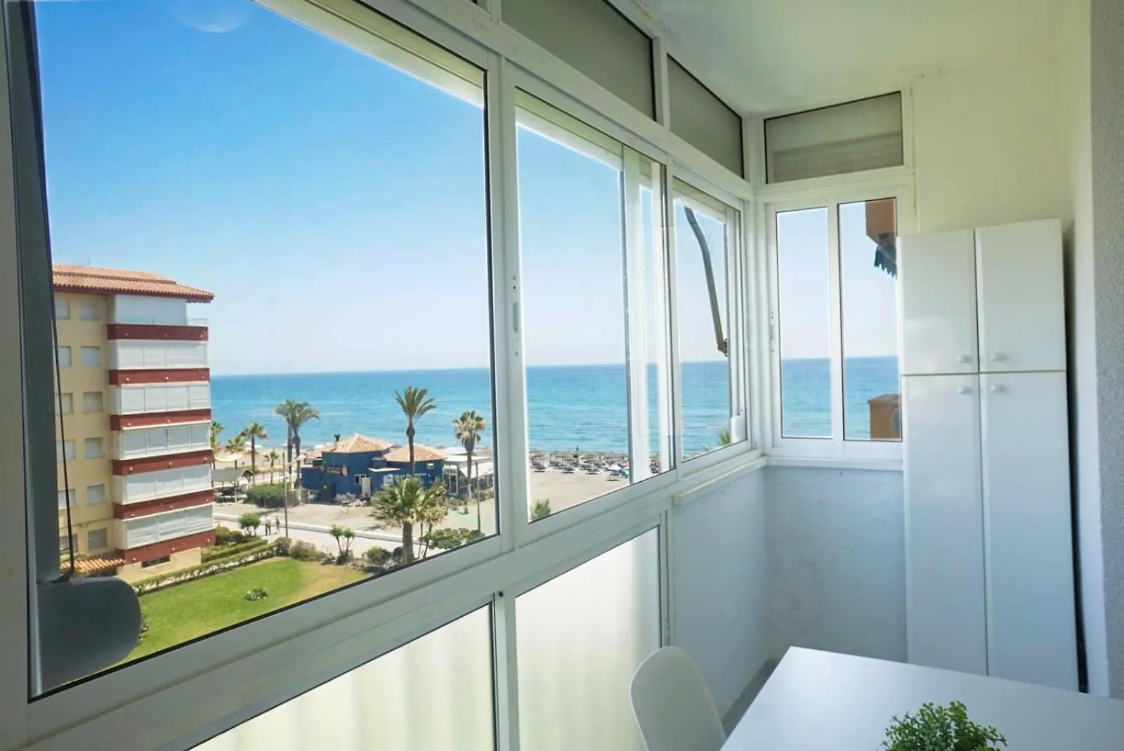 Apartment Coqueto En Primera Linea Torrox Costa Con Piscina
